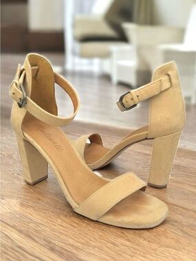 Madewell Beige Suede Lizard Pattern Sandal Ankle  Strap Block Heel
